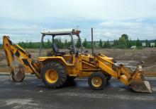 Árokásó-rakodók JCB 1400 B