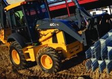 Árokásó-rakodók John Deere Construction 710 J