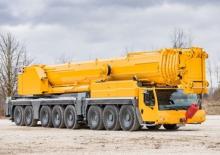 Autódaruk Liebherr LTM 1450-8.1 