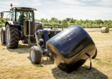 Bálacsomagolók Massey Ferguson TW 130
