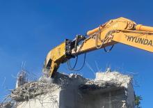 Betonroppantók OSA Demolition Equipment FPV 100 