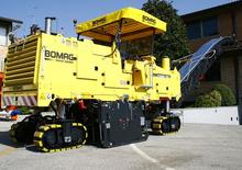 Burkolatmarók Bomag BM 1300/30