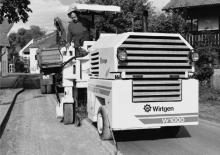 Burkolatmarók Wirtgen W 1000