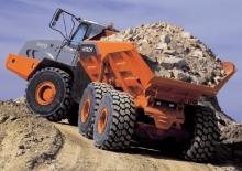 Csuklóvázas dömperek Hitachi AH400