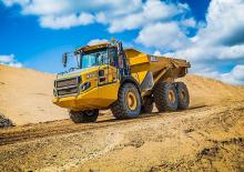 Csuklóvázas dömperek Bell B30E 4x4