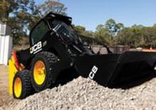 Csúszókormányzású rakodók JCB 135