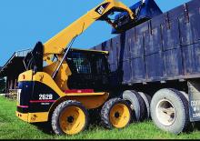 Csúszókormányzású rakodók Caterpillar 252B