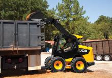 Csúszókormányzású rakodók JCB 280