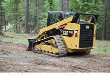 Csúszókormányzású rakodók Caterpillar 299D2 XHP