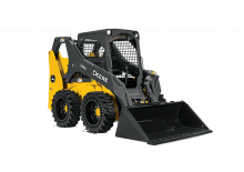 Csúszókormányzású rakodók John Deere Construction 318G