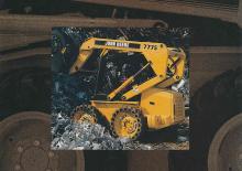 Csúszókormányzású rakodók John Deere Construction 8875