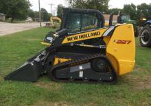 Csúszókormányzású rakodók New Holland C227
