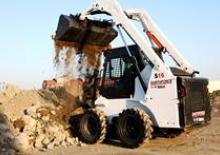 Csúszókormányzású rakodók Bobcat Earthforce S16