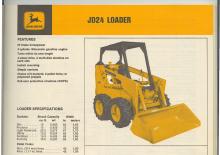 Csúszókormányzású rakodók John Deere Construction JD24