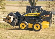 Csúszókormányzású rakodók New Holland L150