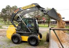 Csúszókormányzású rakodók New Holland L328