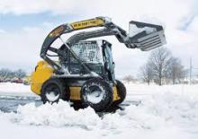 Csúszókormányzású rakodók New Holland L334
