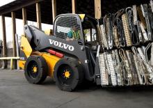 Csúszókormányzású rakodók Volvo MC115C