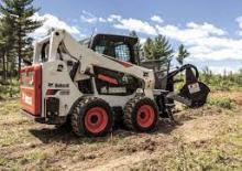 Csúszókormányzású rakodók Bobcat S595