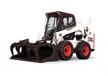 Csúszókormányzású rakodók Bobcat S740