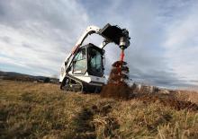 Csúszókormányzású rakodók Bobcat T450