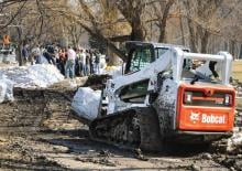 Csúszókormányzású rakodók Bobcat T770