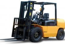 Dízel targoncák Komatsu FD 135-5