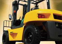 Dízel targoncák Komatsu FD60-10