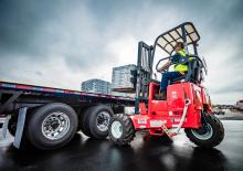 Dízel teherautóra rögzíthető targoncák Moffett M8 NX 30.3 