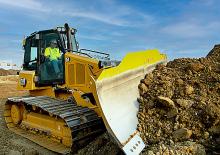 Dózerek Caterpillar D4 LGP