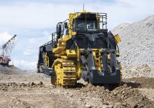 Dózerek Komatsu D475A-8E0