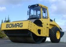 Egyhengeres hengerek Bomag BW 214 DHC-4