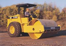 Egyhengeres hengerek Caterpillar CP-563C