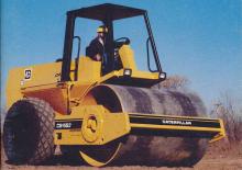 Egyhengeres hengerek Caterpillar CS-551