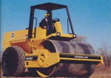 Egyhengeres hengerek Caterpillar CS-553