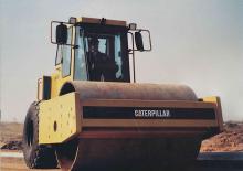 Egyhengeres hengerek Caterpillar CS-583