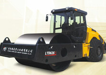Egyhengeres hengerek YTO LTD626H