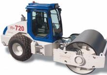 Egyhengeres hengerek Max-Com R 720
