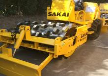 Egyhengeres hengerek Sakai SV204TB