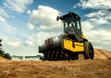 Egyhengeres hengerek New Holland V110PD