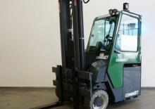 Elektromos 4 irányú targoncák Combi-Lift CBE 4000