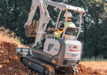 Elektromos lánctalpas kotrók Takeuchi TB 20 e