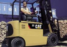 Elektromos targoncák Caterpillar EP25K PAC