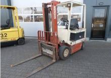 Elektromos targoncák Nissan UM 02 L 25 U
