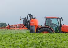 Felszerelhető szántóföldi permetezők Kubota XMS120