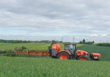 Felszerelhető szántóföldi permetezők Kubota XMS210