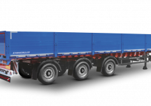 főggünyoldalfalú/ponyvás félpótkocsik Schwarzmüller 3-axle platform semitrailer prepared for mobil crane