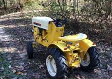 Fűnyíró és kertitraktorok Cub Cadet 100