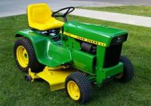 Fűnyíró és kertitraktorok John Deere 112