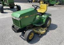 Fűnyíró és kertitraktorok John Deere 265